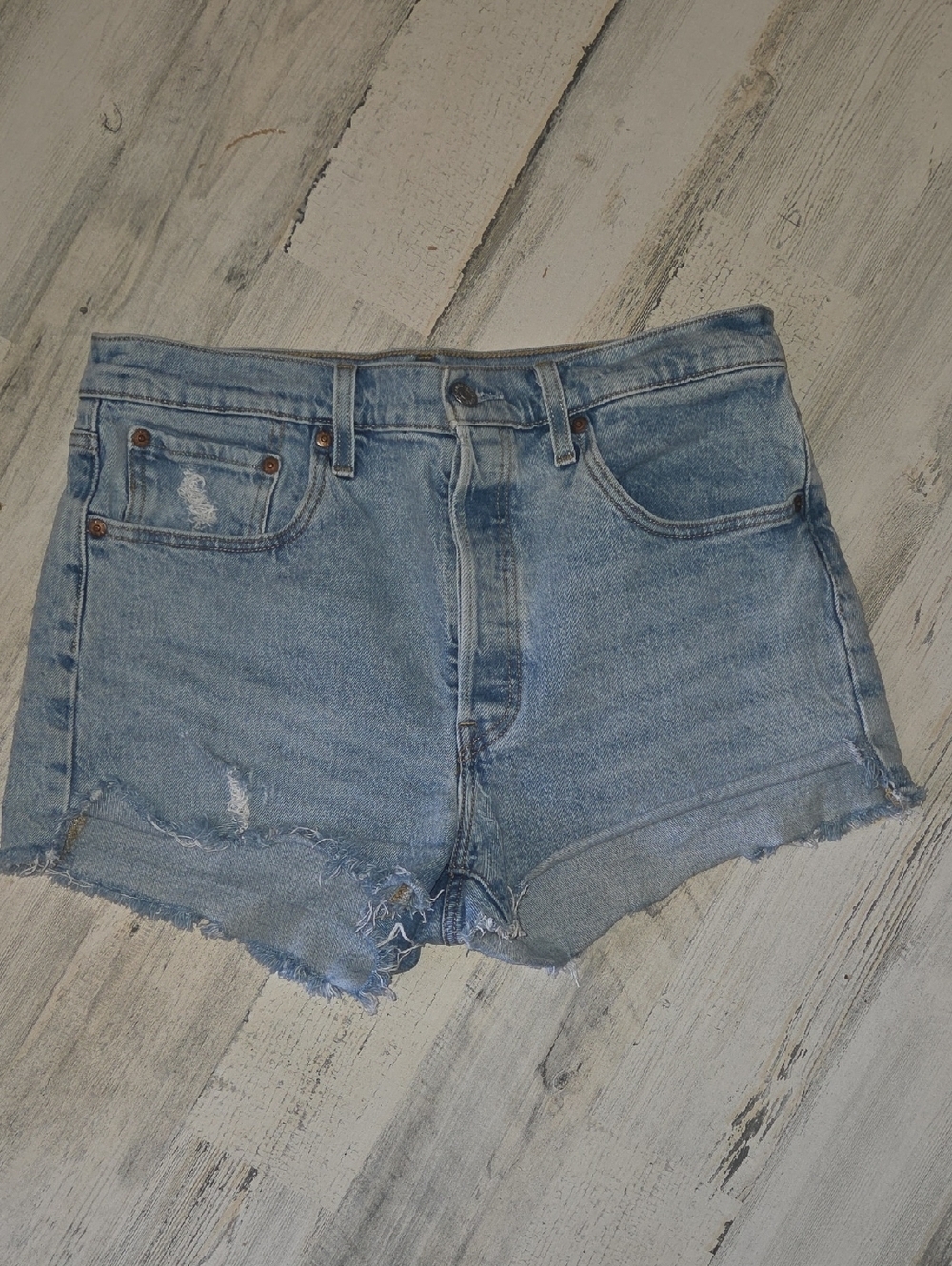 Levi's 501 Light Wash Frayed Denim Shorts W31